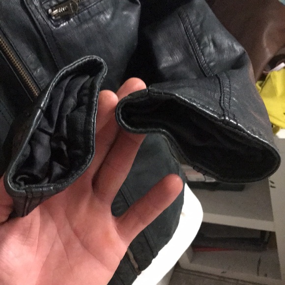 Cole haan Genuine leather bomber jacket size medium - Picture 5 of 5